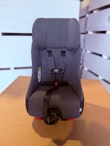 Clek foonf convertible car seat - Photo 5