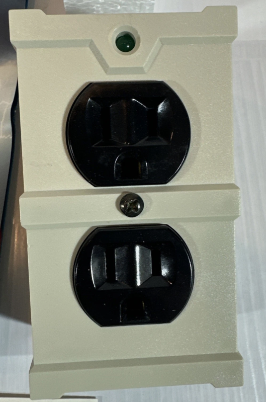 Tripp Lite IB2-P ISOBLOK Noise Filter and Surge Suppressor