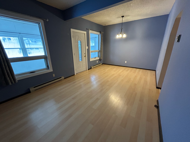 3Bed 1.5Bath House for Rent in St. James / King Edward Area