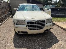 2005 Chrysler 300 - Photo 2