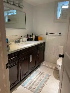 2 Bedroom Apartment in Midtown Toronto for Rent - Photo 5