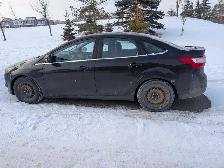 2014 Black Ford Focus Titanium - Photo 4