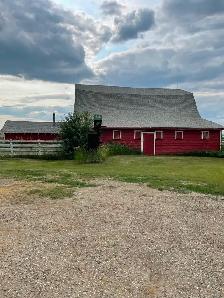 Barn For Rent 10 Minutes West Of Didsbury - Photo 2
