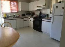 MasterRoom w Private Bathroom - near Lions Park ctrain &SAIT - Photo 4