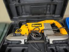 DEWALT 10 Amp Deep Cut Band Saw Kit Corded W 3 Blades & Manual