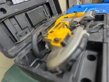DEWALT 10 Amp Deep Cut Band Saw Kit Corded W 3 Blades & Manual - Photo 5