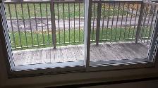 DORVAL - 2.5 ( Large & Renovated) ! - Photo 5