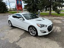 2013 Hyundai Genesis Coupe 2.0T R-Spec - Photo 2