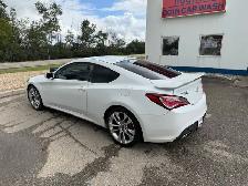 2013 Hyundai Genesis Coupe 2.0T R-Spec - Photo 5