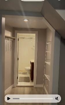 Large room, private bathroom and kitchenette - Photo 3