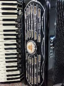 accordion - Photo 3