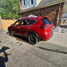 2018 Nissan Rogue. SV - Photo 10