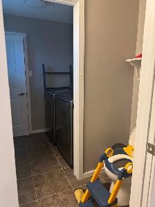 3 bedroom house -Main level - Photo 7