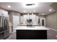 EXECUTIVE DUPLEX AVAILABLE FOR LONG TERM - Photo 3