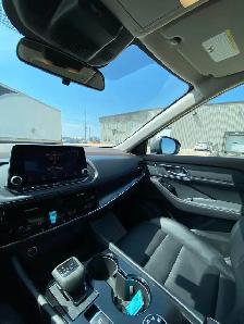 2021 Nissan Rogue SV - Photo 14