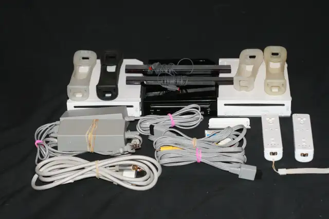 LOT OF 3 NINTENDO WII CONSOLES AND ACCESSORIES