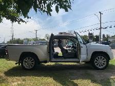 2015 TACOMA 4CYL 5 SPEED NO ACCIDENTS CERTIFIED - Photo 10