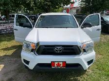 2015 TACOMA 4CYL 5 SPEED NO ACCIDENTS CERTIFIED - Photo 12