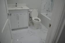 Beautiful Clean Basement Room For Rent - Photo 7