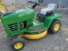 John Deere Riding Lawnmower/ Excellent shape