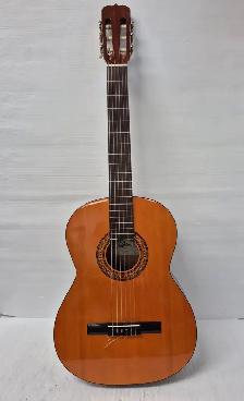 (N9750136) Aria AA548 Classical Guitar