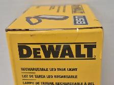 (N9750040) DeWalt DCL182 LED Light - Photo 7