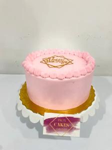 Pink pipping cake 20 servings