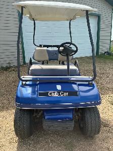 Golf Cart - Photo 2