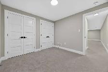 For Rent! 3-BEDROOM 4-BATHROOM Townhouse in Corunna - Photo 14