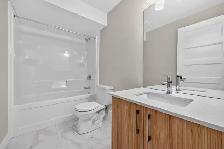 For Rent! 3-BEDROOM 4-BATHROOM Townhouse in Corunna - Photo 15