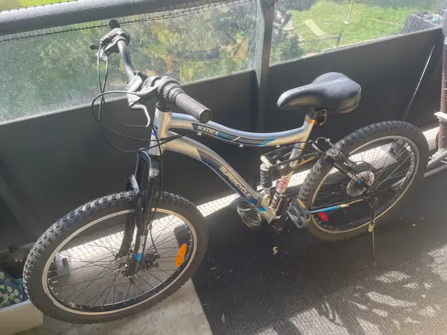 Supercycle Reaction Youth HT Mountain Bike
