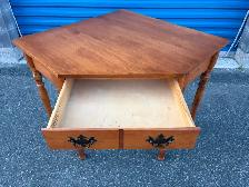 Corner Stand / Desk - Photo 7