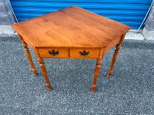 Corner Stand / Desk - Photo 9