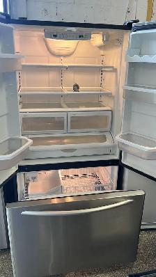 36" French Door Counter Depth KitchenAid Fridge - Photo 2