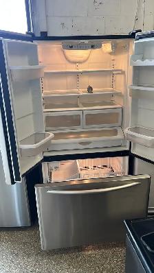 36" French Door Counter Depth KitchenAid Fridge - Photo 3