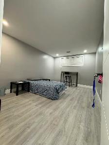 RoomForRent, KingswayMall, RoyalAlex, NAIT, McEwan, DowntownArea - Photo 2
