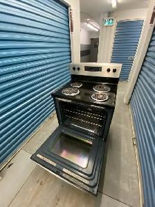 WHIRLPOOL STAINLESS STEEL STOVE - Photo 9