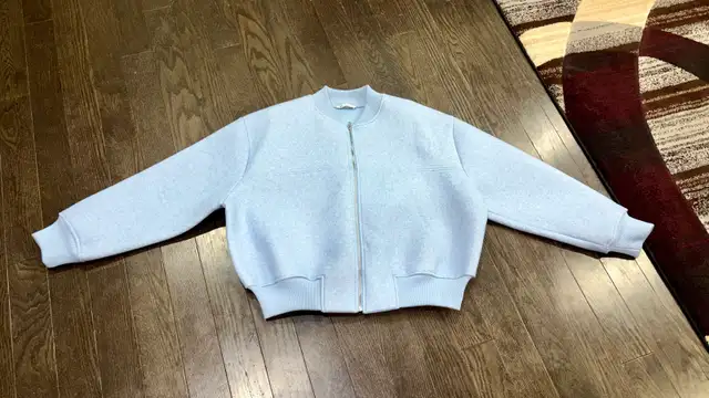ZARA Light Blue Knit Zip-Up Sweater – Only $10