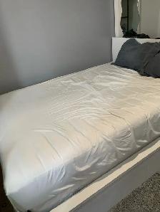 Room for Rent - Photo 2