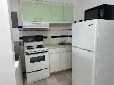 Downtown Near McGill All Included Furnitured Studio for Rent !! - Photo 8