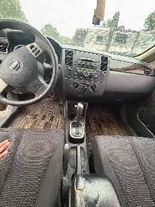 2010 Nissan Versa - Photo 7