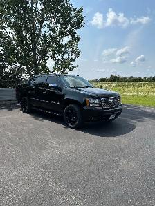 2009 Chevy avalanche LTZ