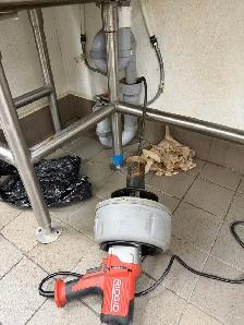Unclogging kitchen
