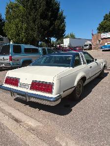 1979 Ford Thunderbird 98000kms 351 Modified all original  clean - Photo 5