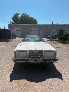 1979 Ford Thunderbird 98000kms 351 Modified all original  clean - Photo 7