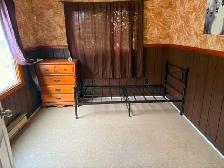 2 Rooms Available, Students Only - Starting Sept 1 (Negotiable) - Photo 4