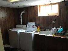 2 Rooms Available, Students Only - Starting Sept 1 (Negotiable) - Photo 9