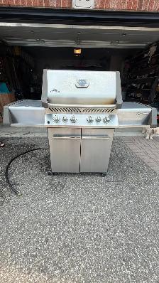 Napoleon Grill