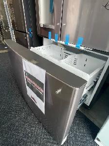 NEW 36" GE Water & Ice Dispenser Counter Depth Fridge 22.1 Cu.Ft - Photo 6