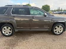 2014 GMC Terrain SLT  2nd Owner  Fully Load• Leather • NEW TIREs - Photo 4